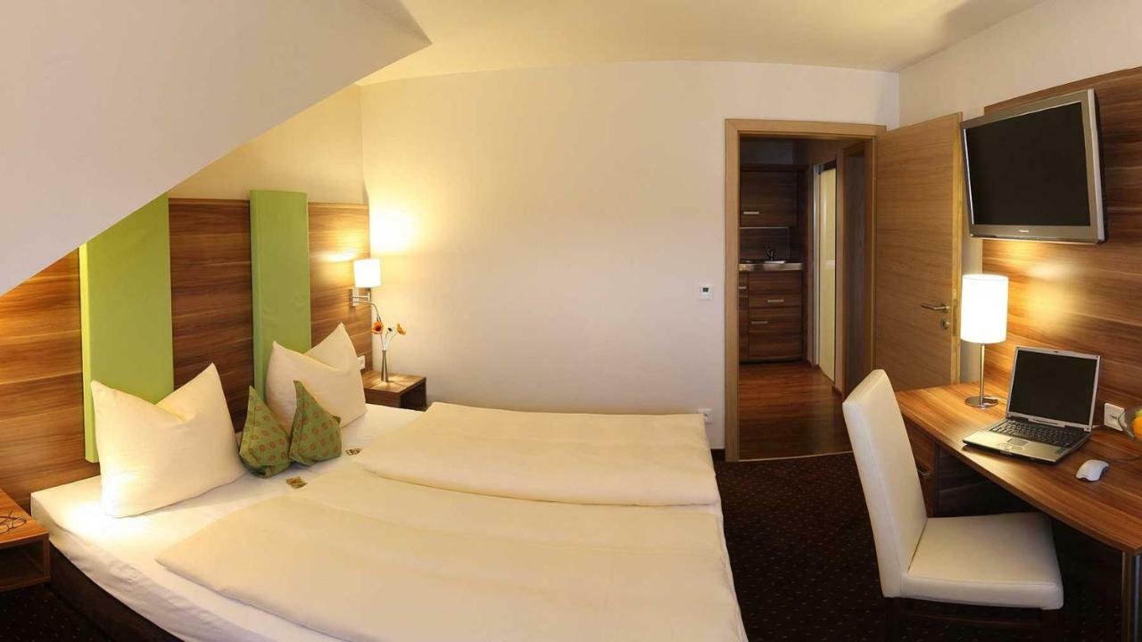 Vilstaler Hof Landgasthof & Hotel Rottersdorf Екстериор снимка