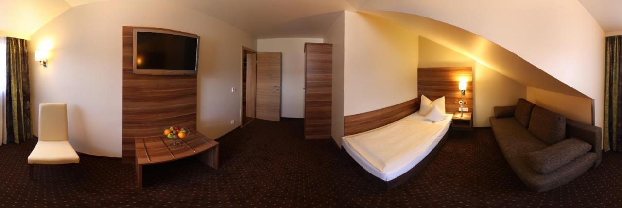 Vilstaler Hof Landgasthof & Hotel Rottersdorf Екстериор снимка